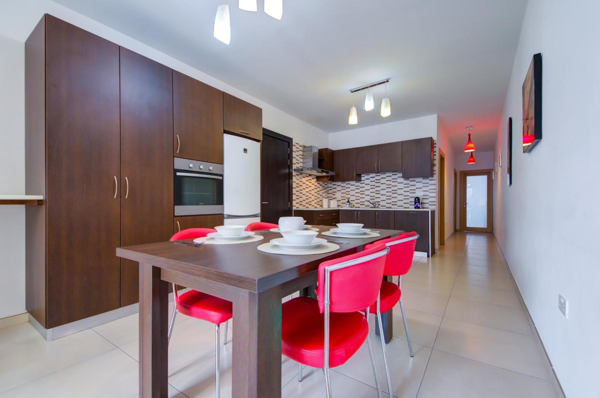Prime Location, Modern Apartment In St Julian'S, Paceville, Apt 8 By Vaganza Saint Julian's Екстер'єр фото