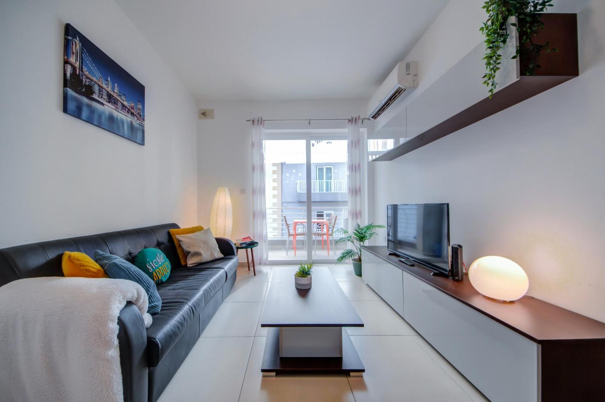 Prime Location, Modern Apartment In St Julian'S, Paceville, Apt 8 By Vaganza Saint Julian's Екстер'єр фото